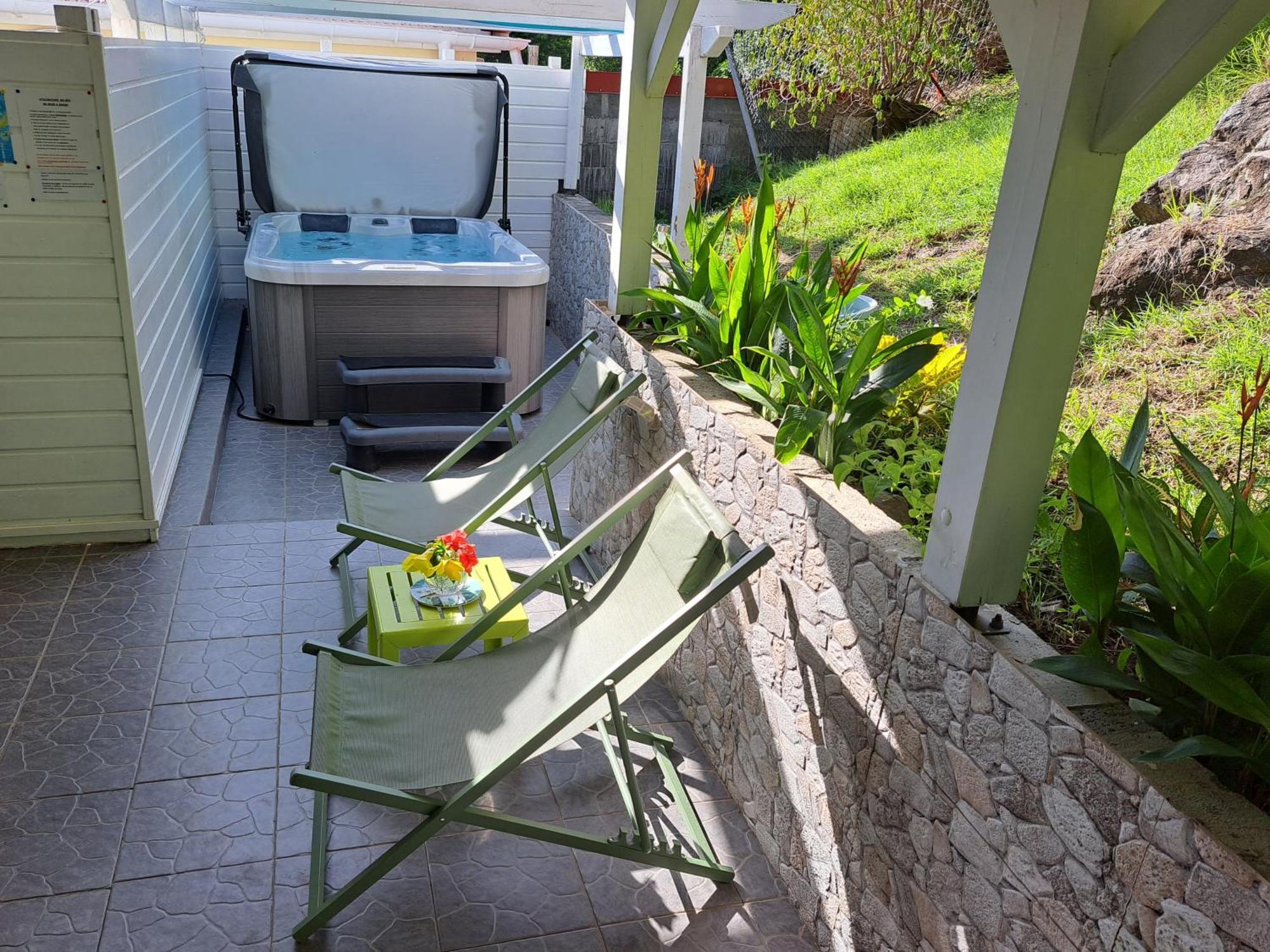 Villa Cana Et Son Spa A Terre De Haut Ngoại thất bức ảnh